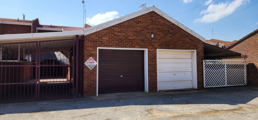 3 Bedroom Property for Sale in Stilfontein Ext 3 North West